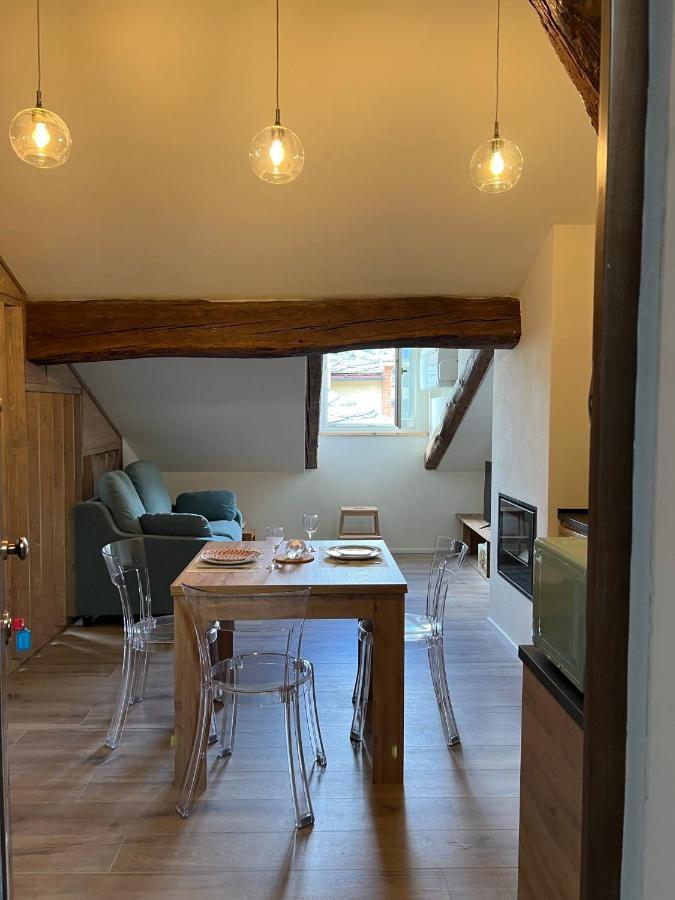 Belabri - Central Charme&Comfort -Mansarde E Appartamento Aosta Eksteriør billede