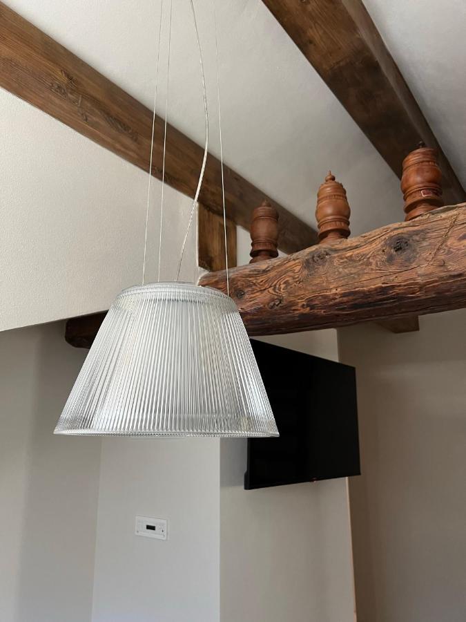 Belabri - Central Charme&Comfort -Mansarde E Appartamento Aosta Eksteriør billede