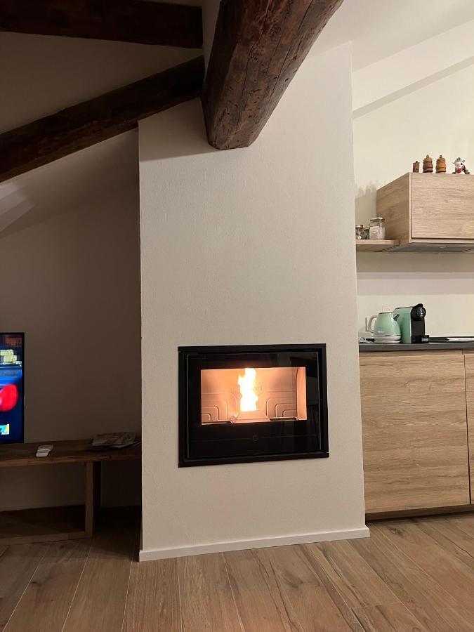 Belabri - Central Charme&Comfort -Mansarde E Appartamento Aosta Eksteriør billede