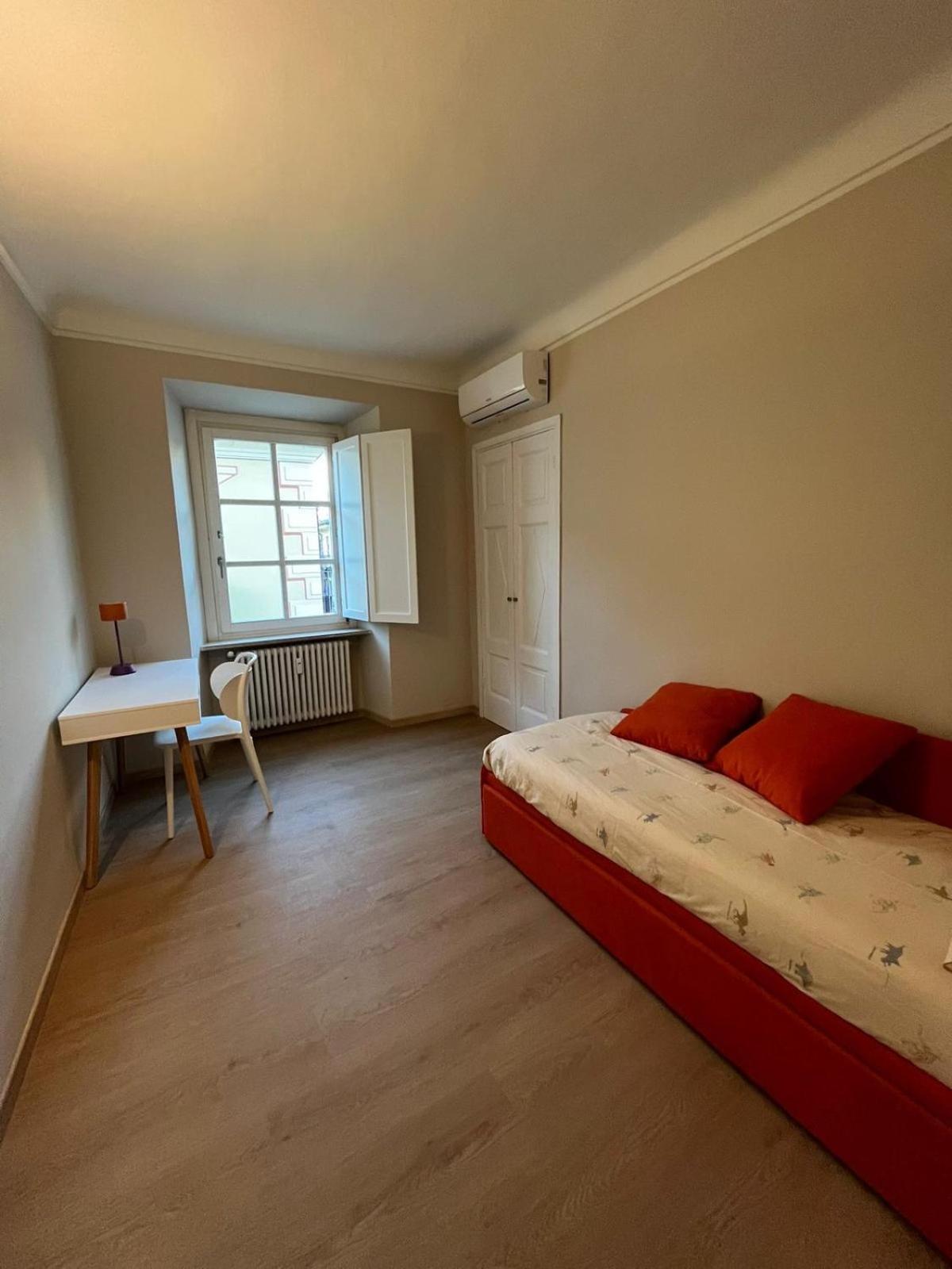 Belabri - Central Charme&Comfort -Mansarde E Appartamento Aosta Eksteriør billede